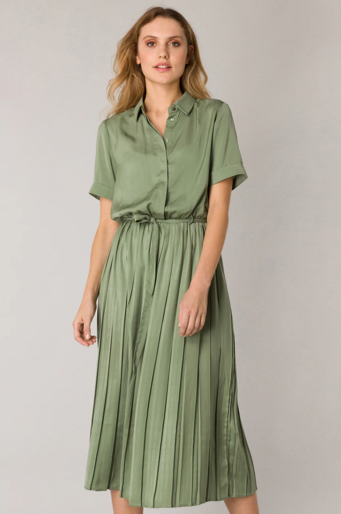 Yest Pleated Shirt Dress in Army Green