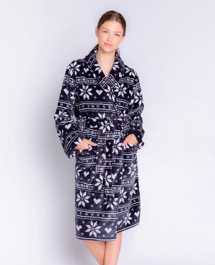 Isle Print Grey and White Robe from PJ Salvage. 