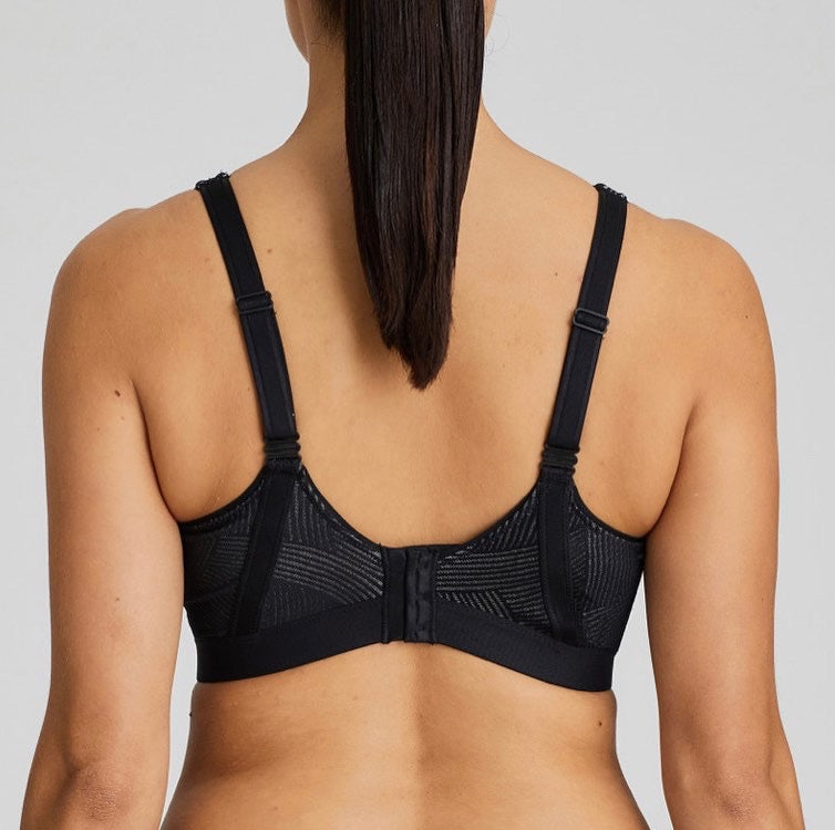The Game Sports Bra from Prima Donna. Classic back view. 